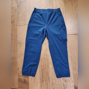 Lululemon Adapted State High-Rise Cropped Jogger 23"